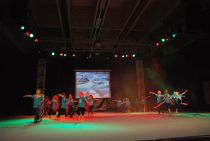 Wiggensbach_Turngala_2011_DancingGirls_013.jpg