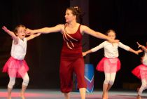 Wiggensbach_Turngala_2011_Froschballet_014.jpg